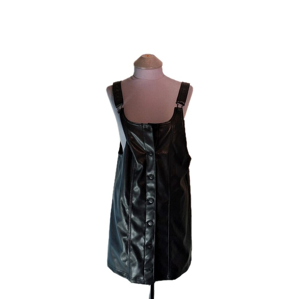 Celebrity Pink Sleeveless Button Up Size L Black Goth Dress
